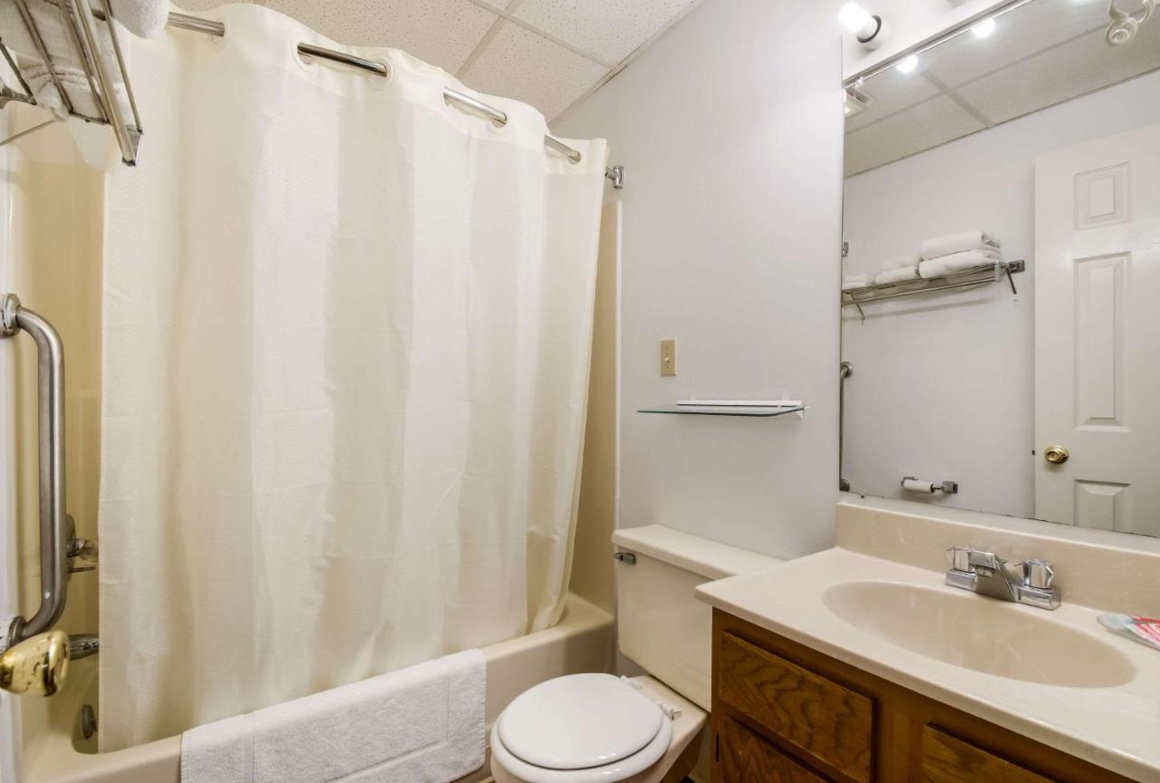 Econo Lodge Inn & Suites Lake Harmony - Pocono Mountains Area White Haven Exterior foto